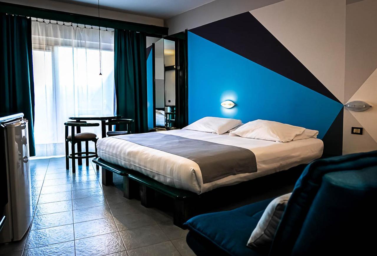 Business Hotel Casale Monferrato Exterior foto